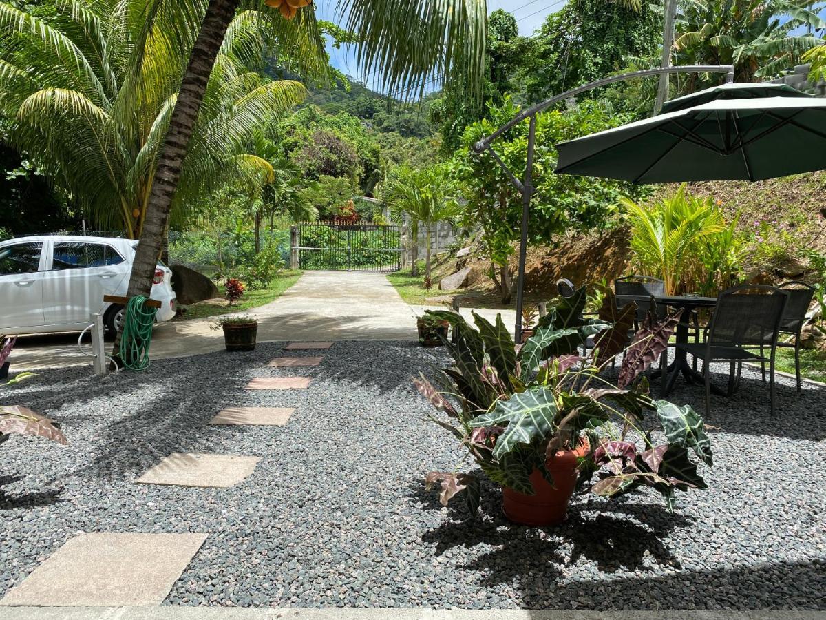 Mer Riviere Beau Vallon  Exterior foto