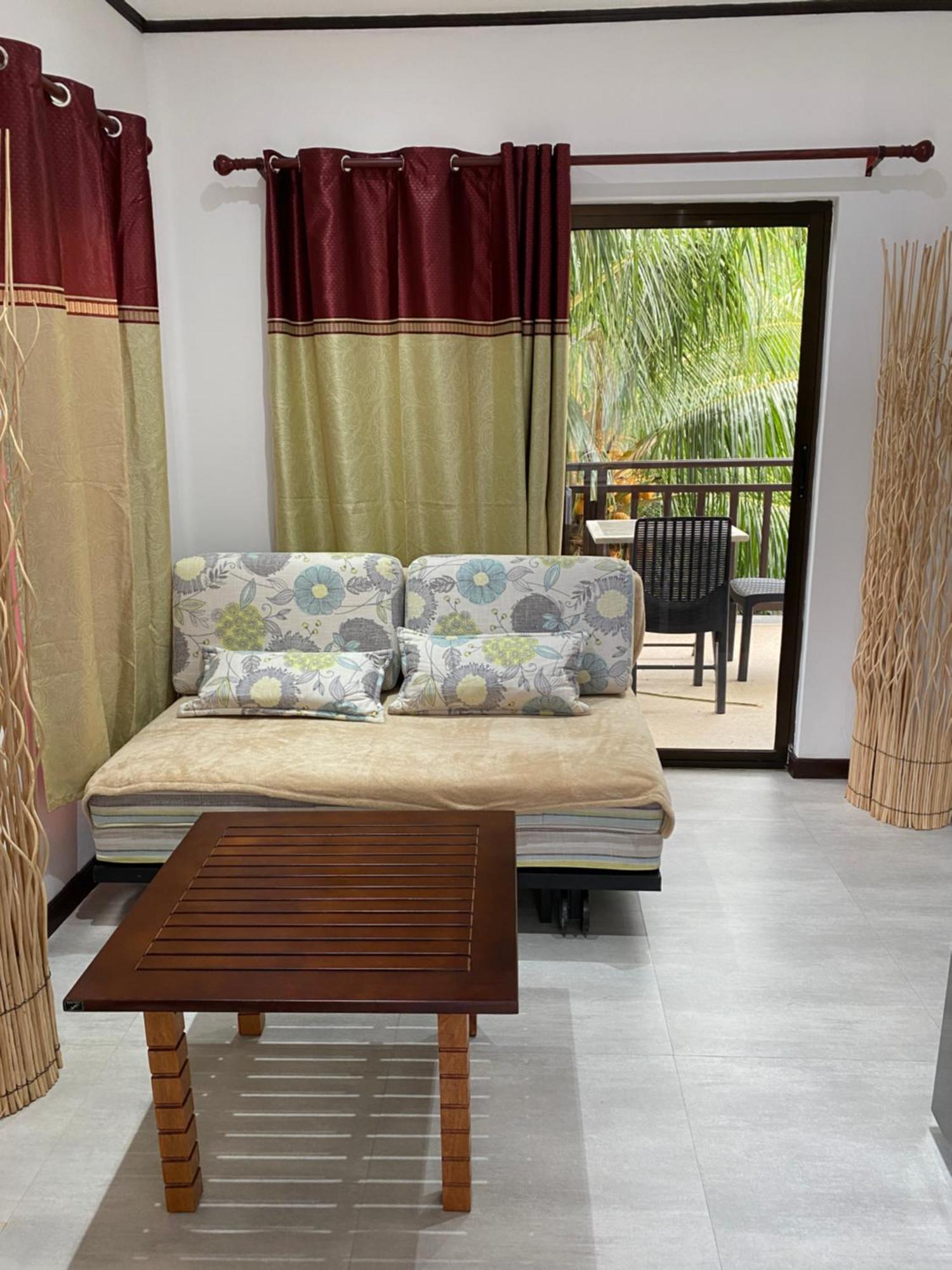 Mer Riviere Beau Vallon  Exterior foto