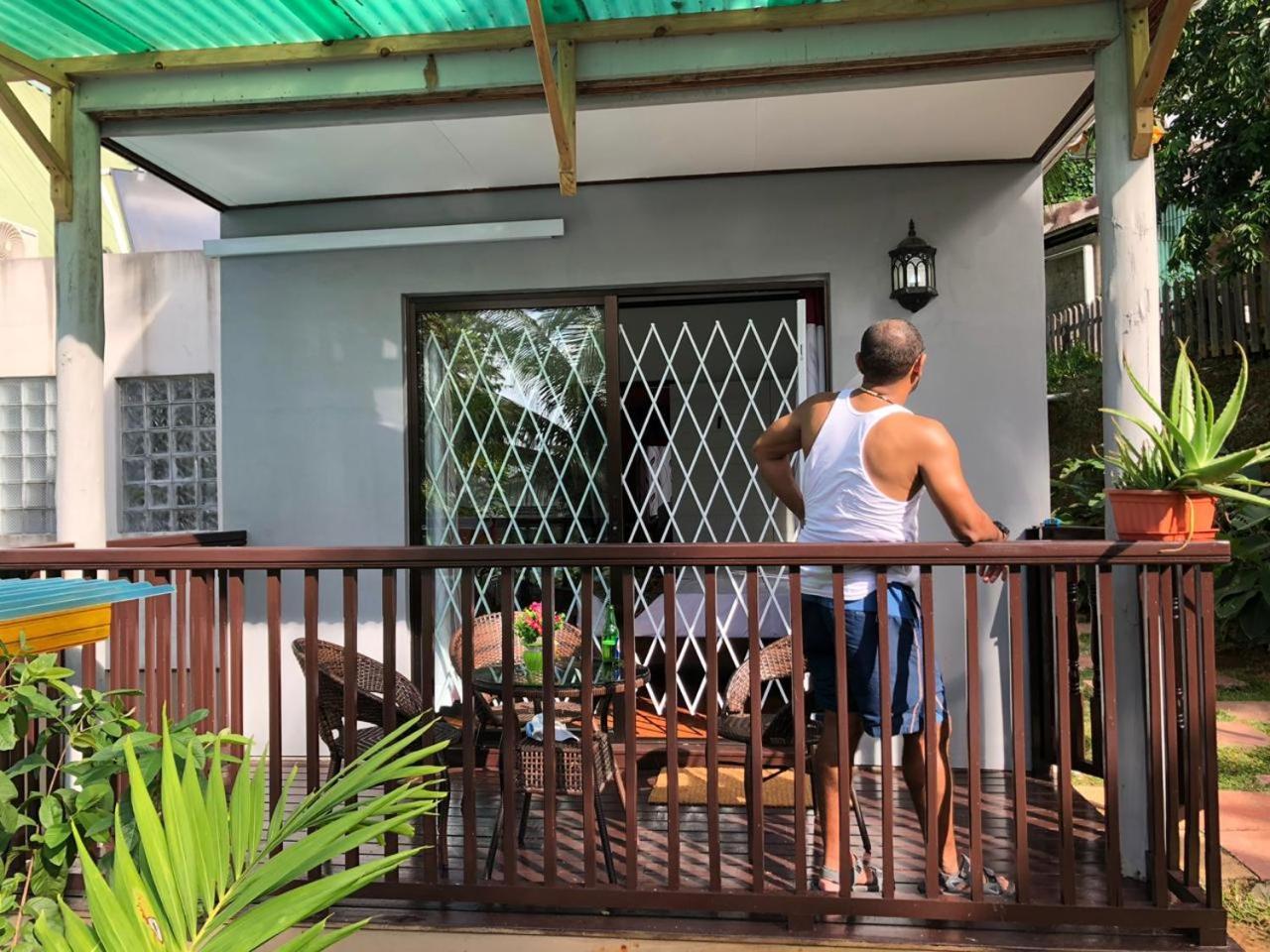 Mer Riviere Beau Vallon  Exterior foto